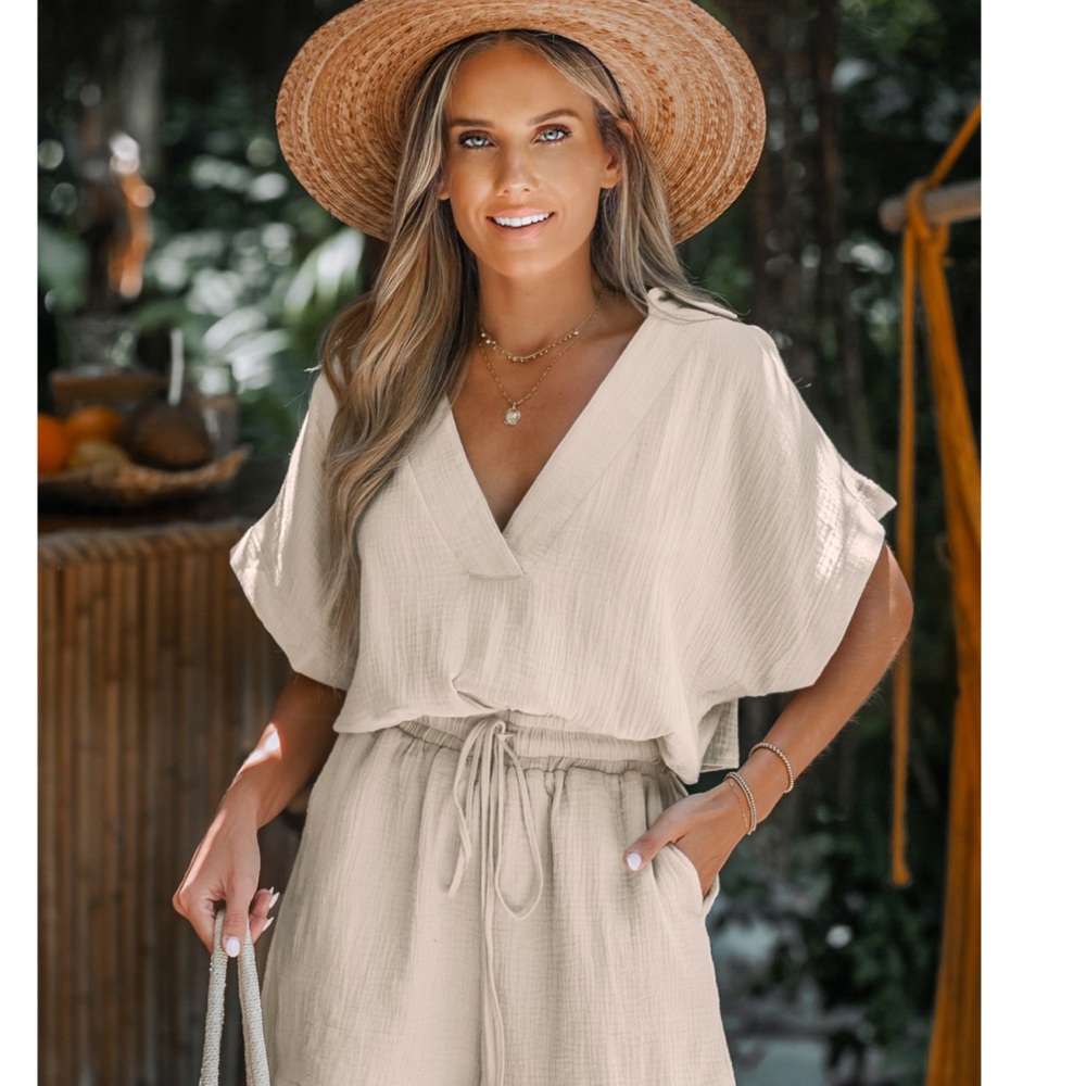 Cupshe Cream Women's Shorts Set